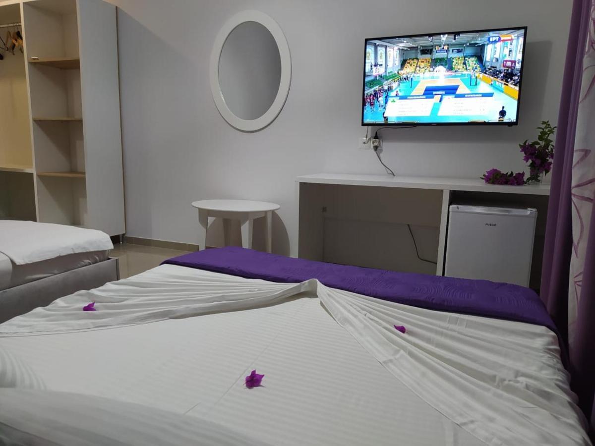 Hotel Elisabet Saranda Extérieur photo