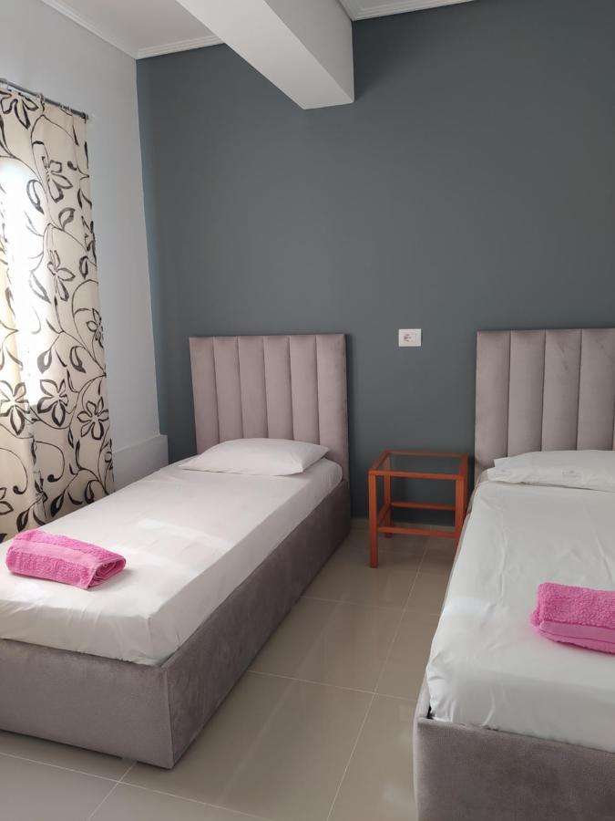 Hotel Elisabet Saranda Extérieur photo