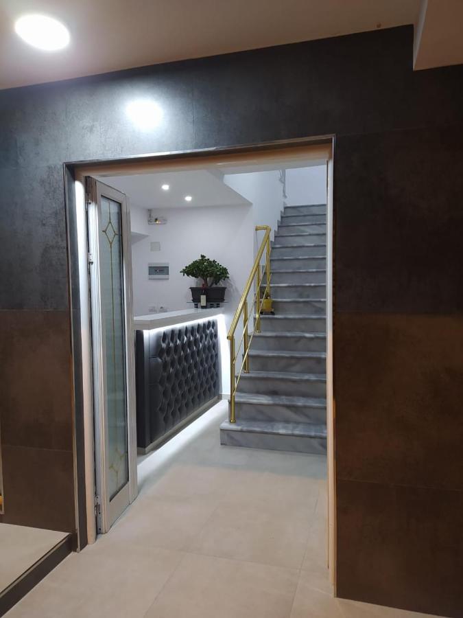Hotel Elisabet Saranda Extérieur photo
