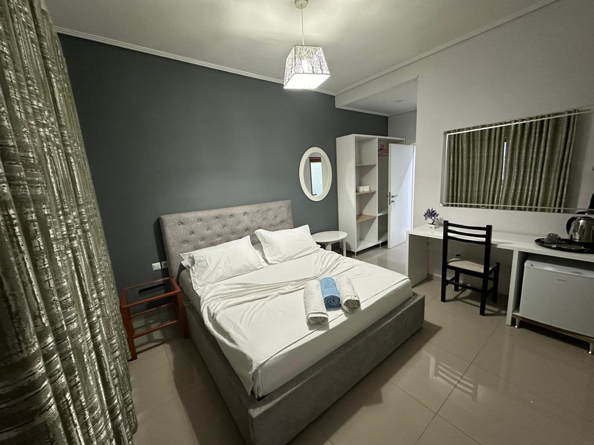 Hotel Elisabet Saranda Extérieur photo